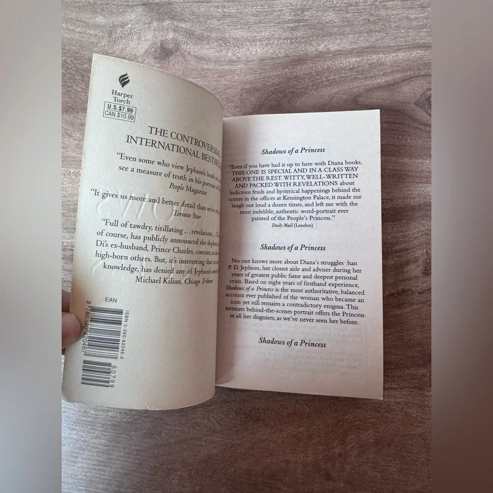 Shadows Of A Princess PB P.D. Jephson (Diana bio) by her private secretary